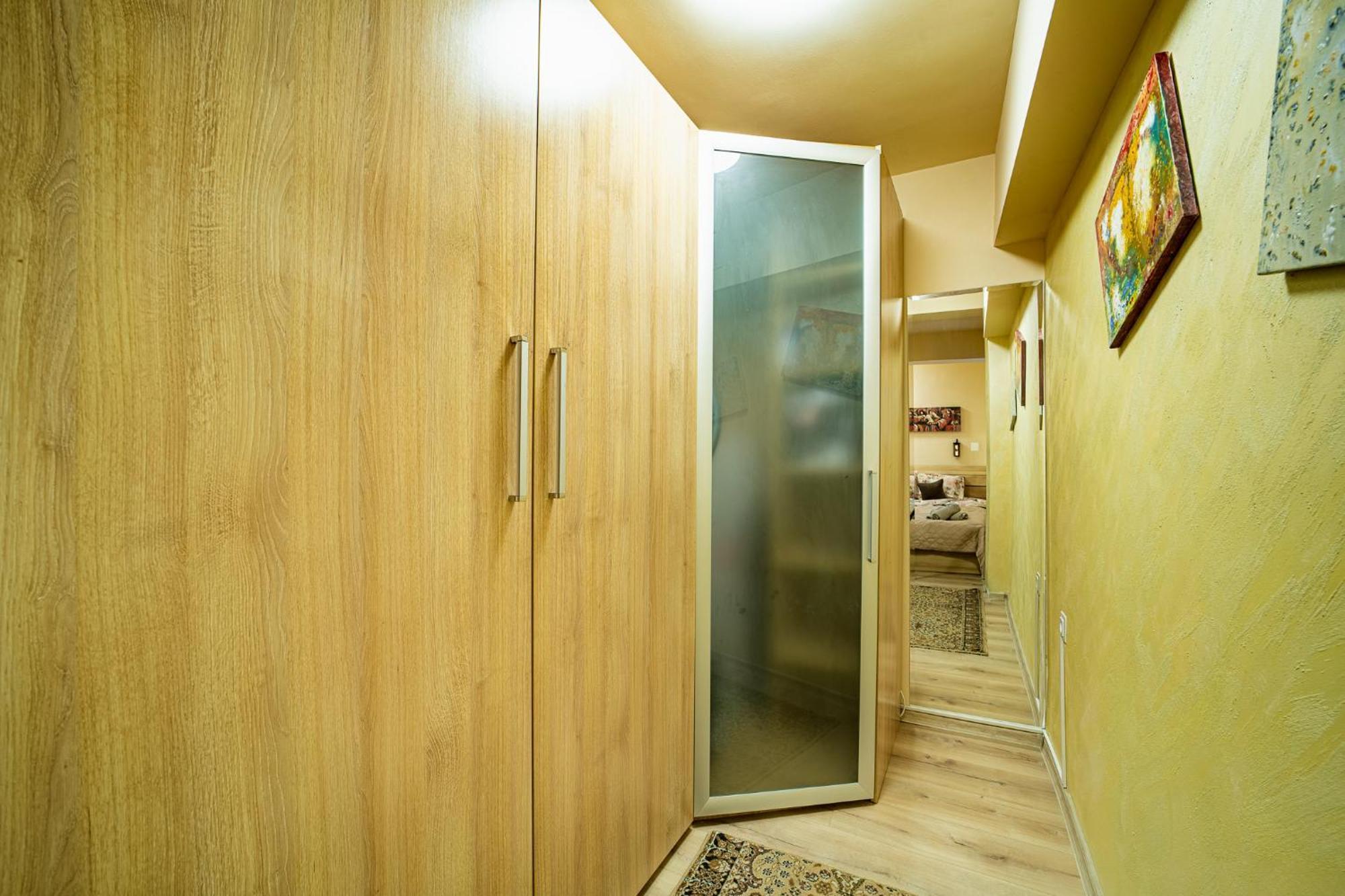 Abstract Apartment Warna Exterior foto